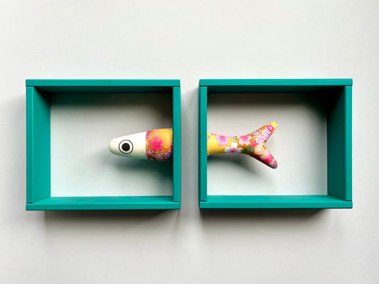 FLOW BOX - coppia di cornici di legno turchese con pesce spezzato